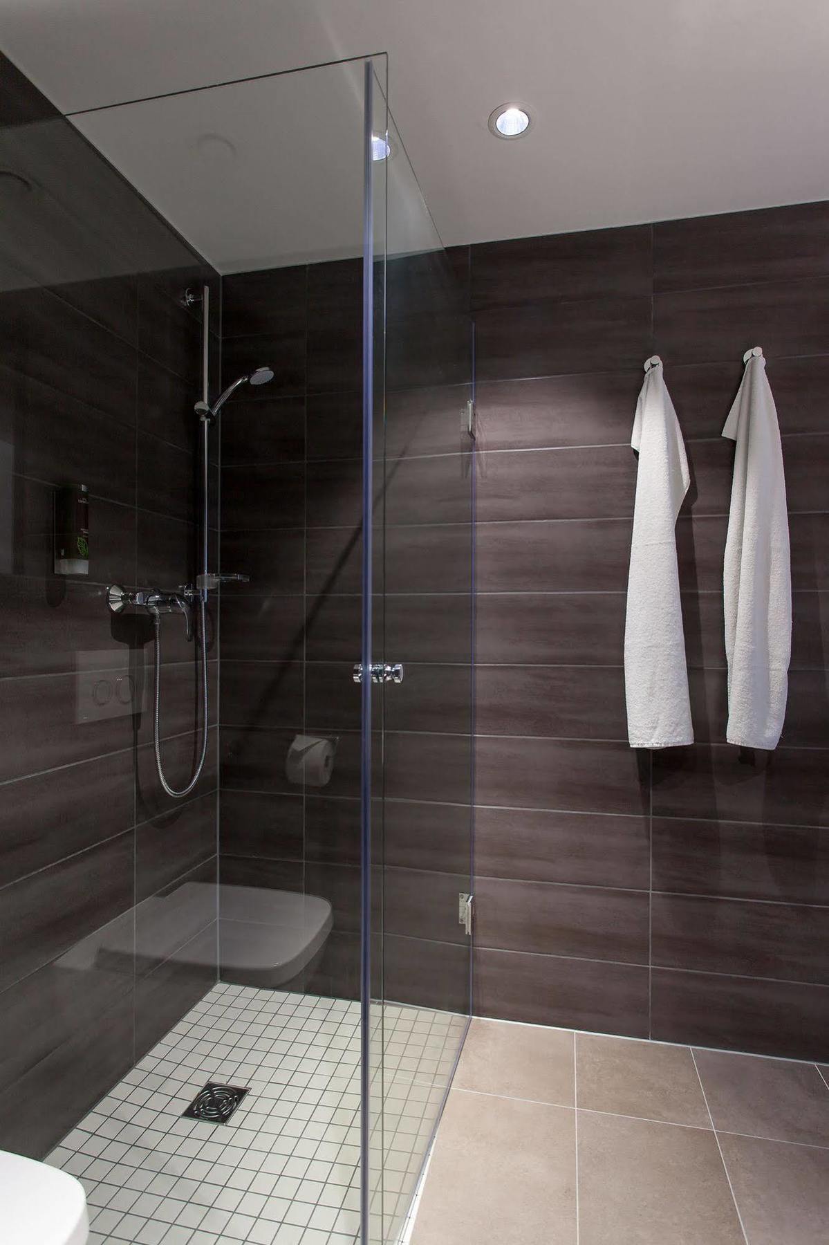 בנסהיים Tobbaccon Hotel מראה חיצוני תמונה