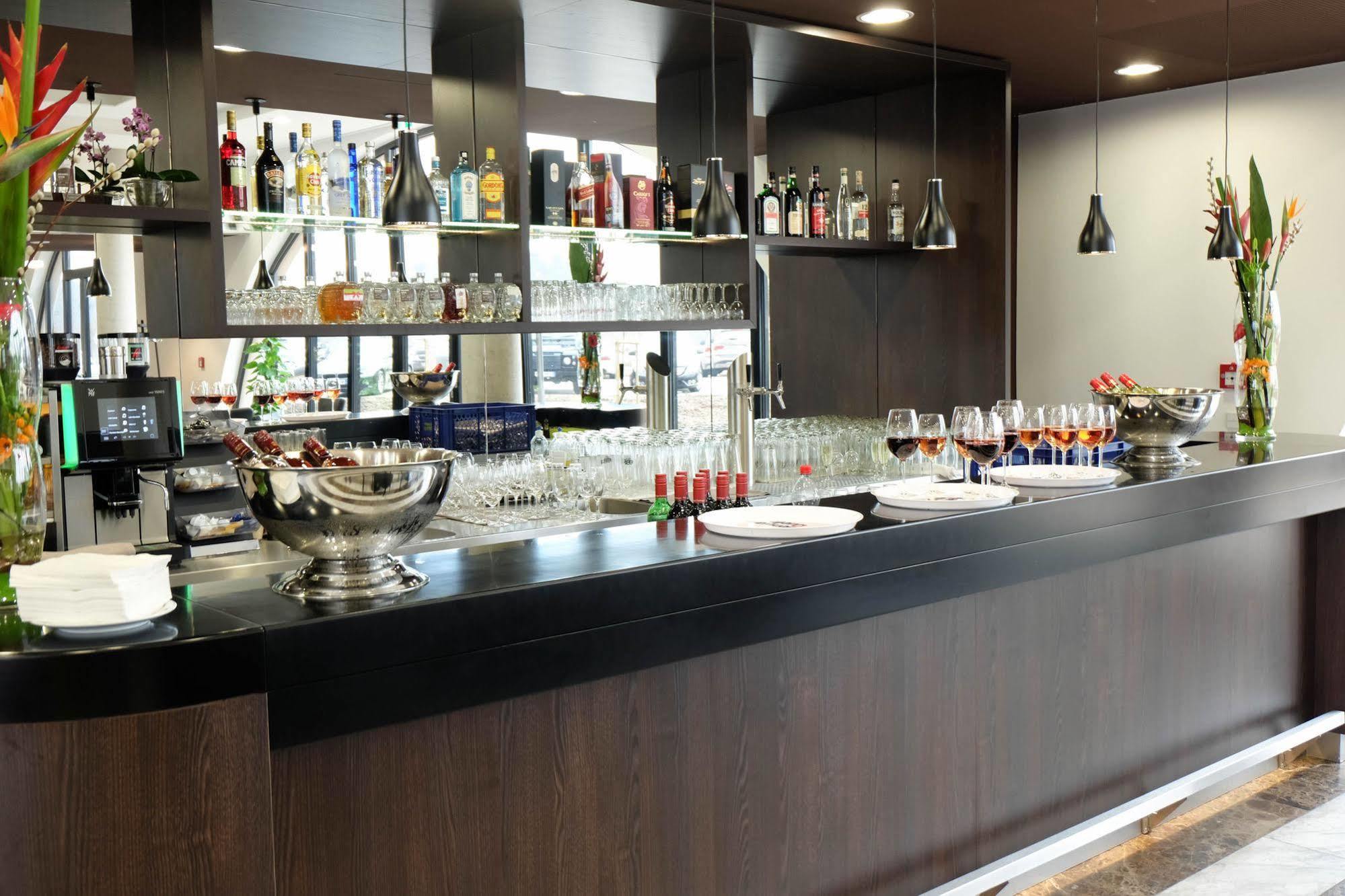 בנסהיים Tobbaccon Hotel מראה חיצוני תמונה